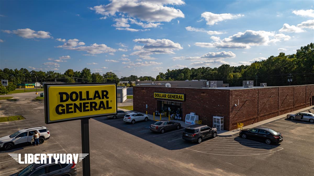 Dollar General commercial property in Dillon, SC viewed from above